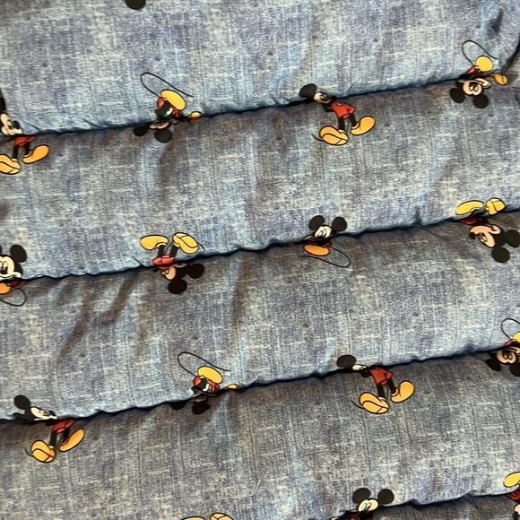 Disney Mickey Mouse puffer jacket - Picture 8 of 11